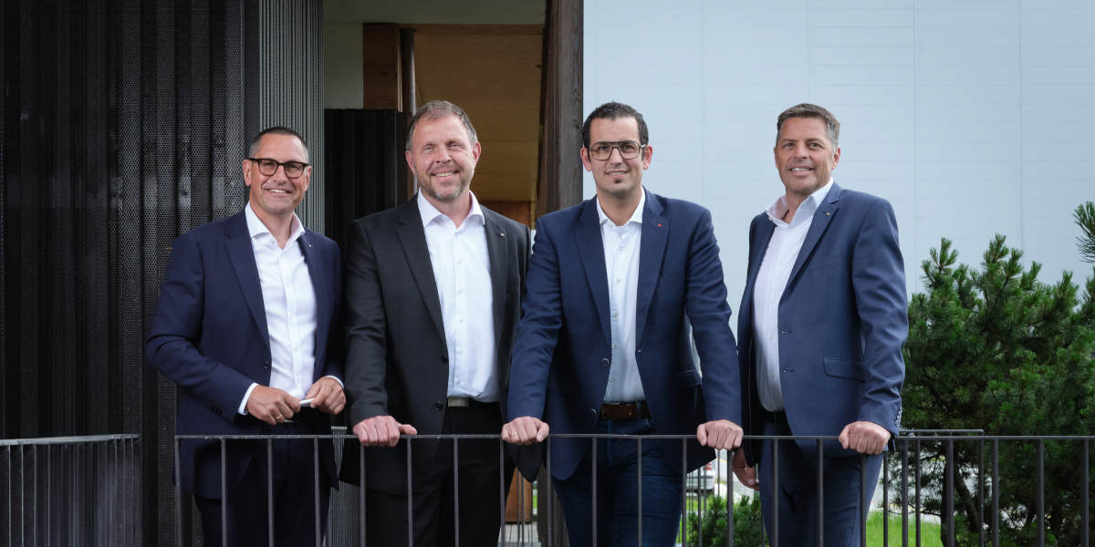 Die Egger Gruppenleitung (v. l.): Thomas Leissing, Frank Bölling, Michael Egger jun. und Hannes Mitterweissacher