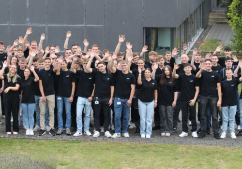 59 neue Nachwuchskräfte starten ihre Ausbildung Hettich