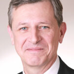 Dr. Manfred Bracher takes up work as COO news_huge_bracher
