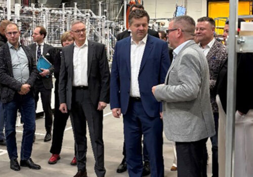 web Ministerpräsident Sven Schulze bei Burger Küchenmöbel